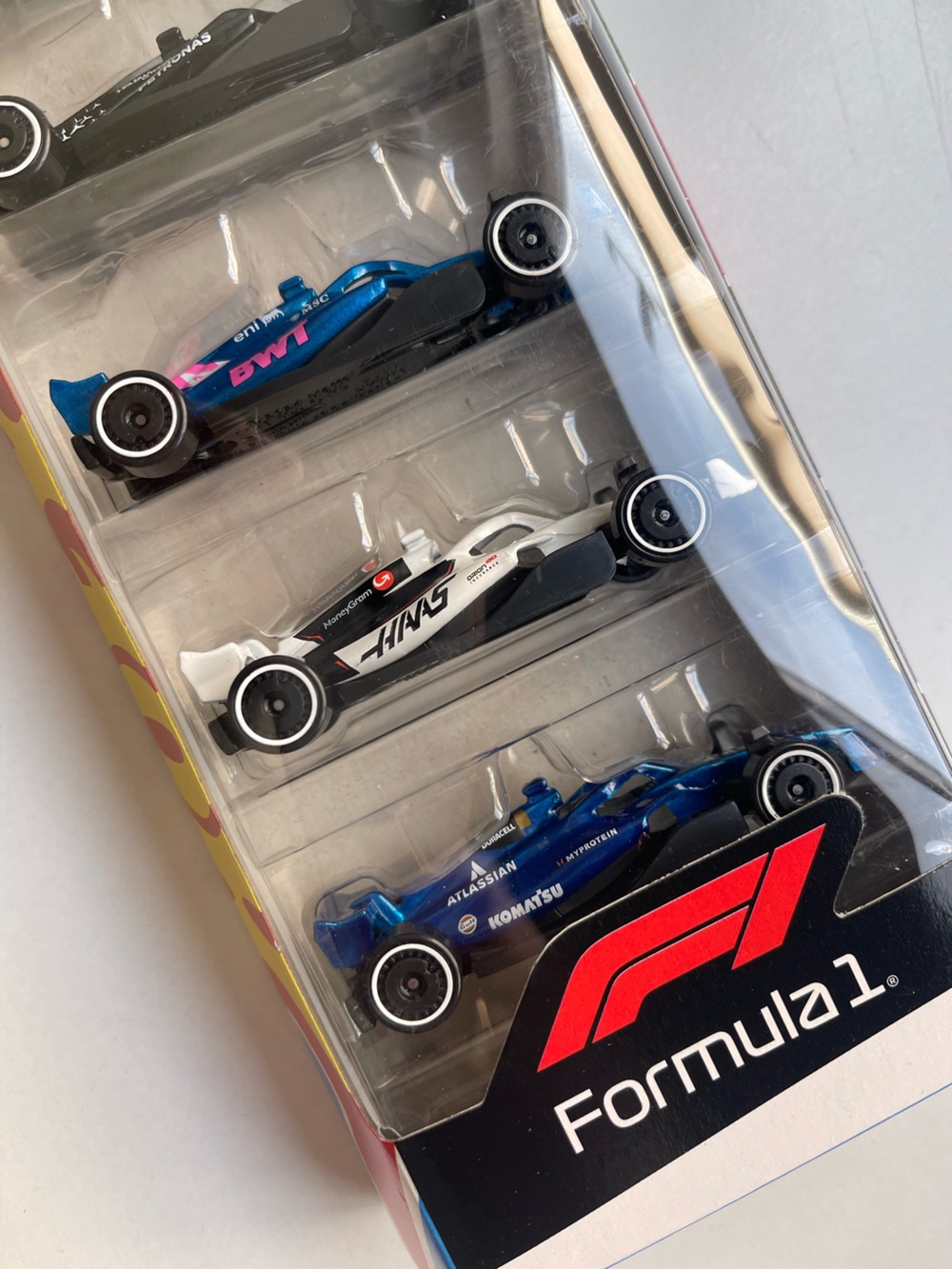 2025 Mattel Hot Wheels Formula 1 Die-Cast Car 5-Pack - Red Bull - Picture 4 of 4